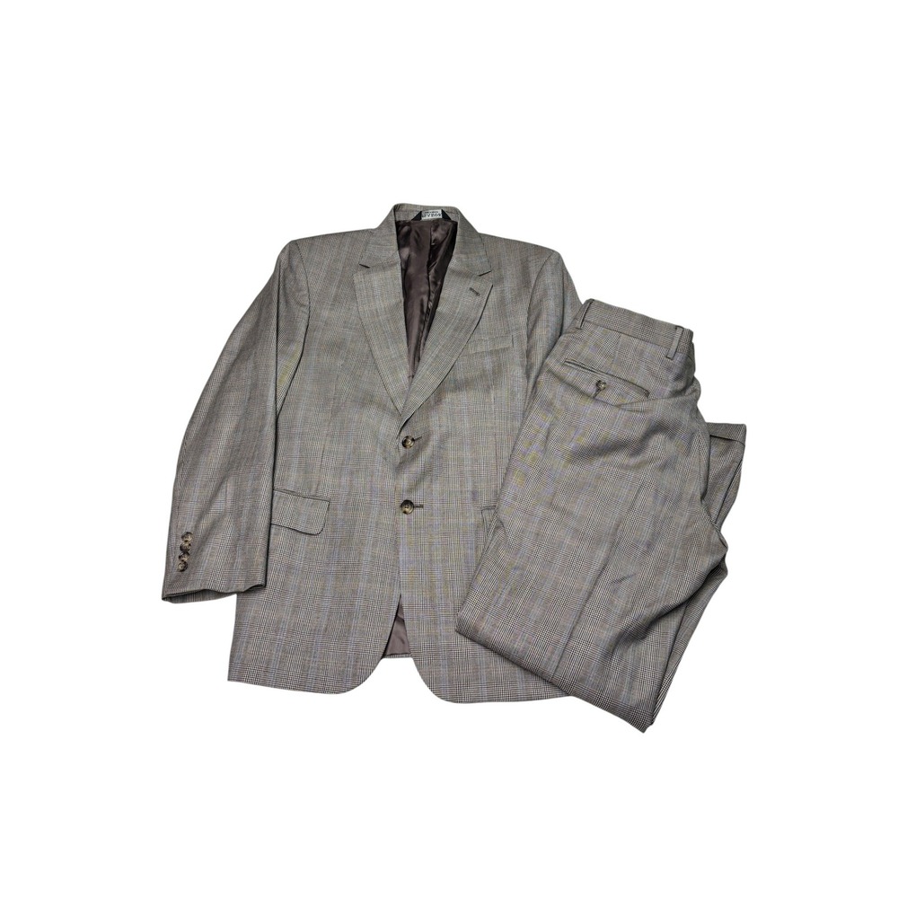 Jos A Bank Signature Collection Mens 40R W34 L30 Grey‎ Plaid 100% Wool 2Pc Suit